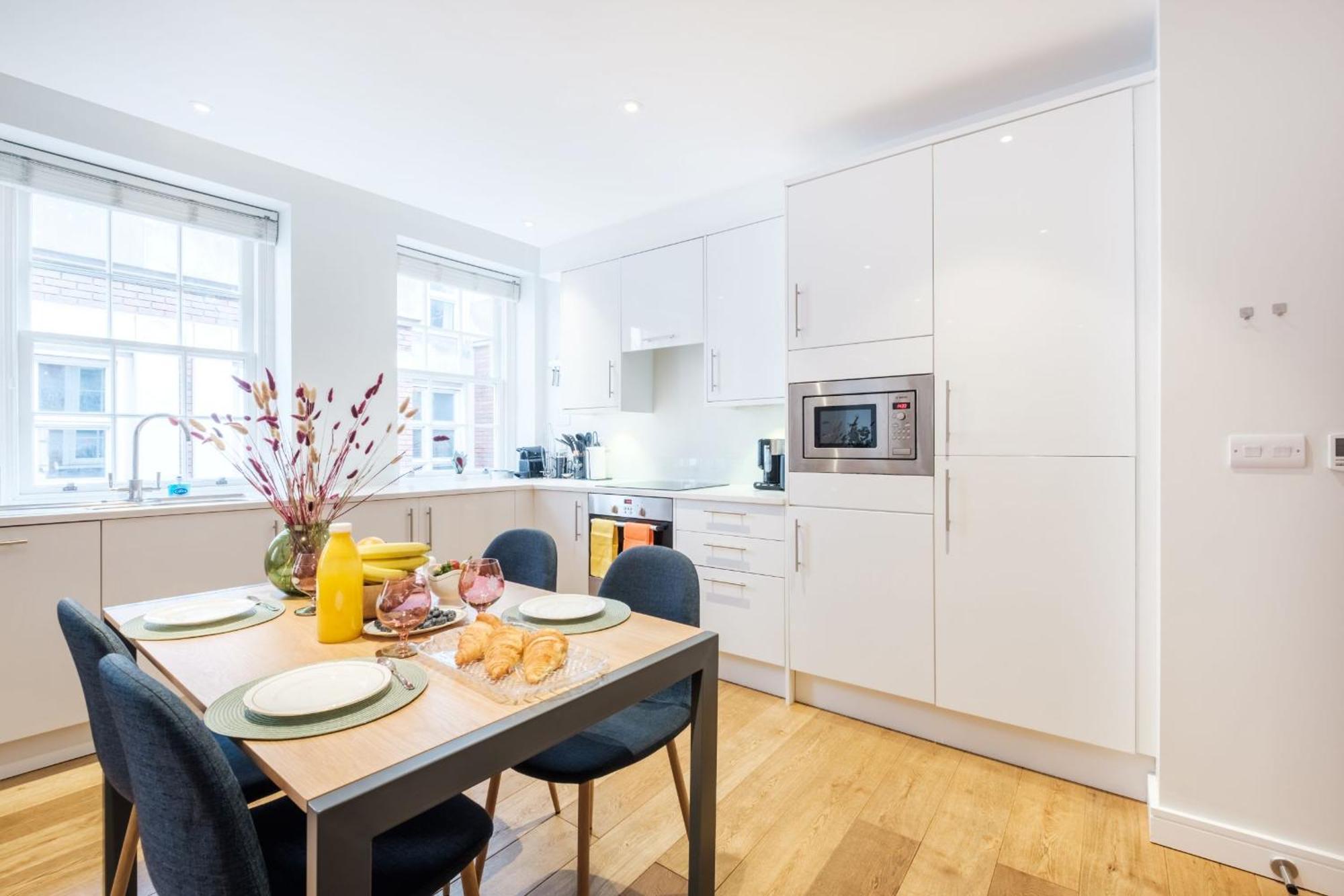 Apartament Of - 2br - Cityapartmentstay